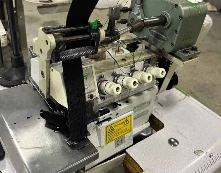 - INDUSTRIAL SEWING MACHINES